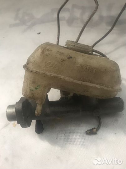 Главный тормозной цилиндр Volvo 850 LS D5252T 1993