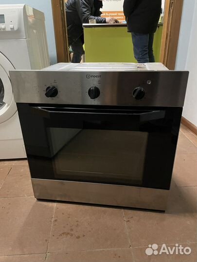 Духовой шкаф бу indesit
