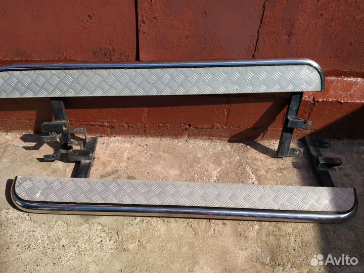 Пороги-подножки для Нивы Шевроле