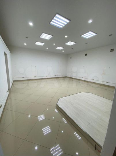 Торговая площадь, 100 м²
