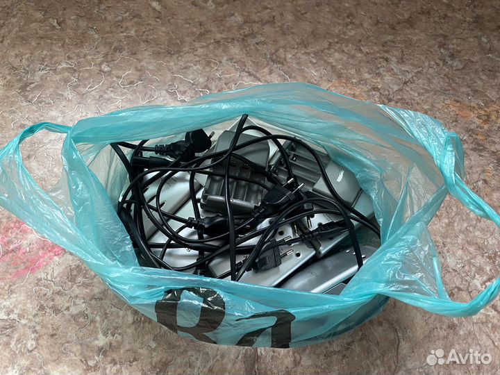 Зарядное устройство sony