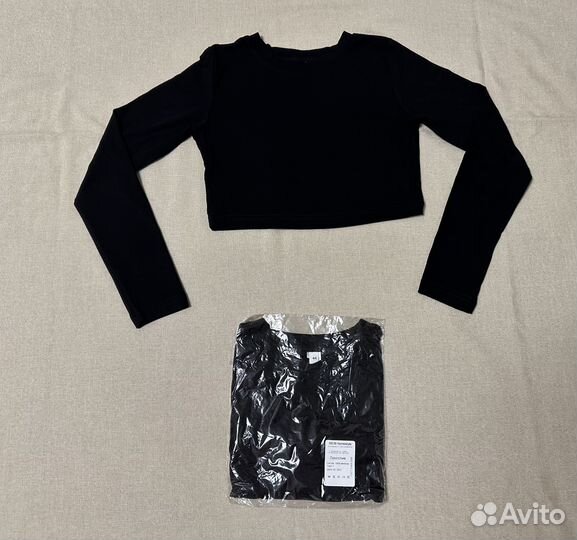 Кроп-топ летний лонгслив укороченный