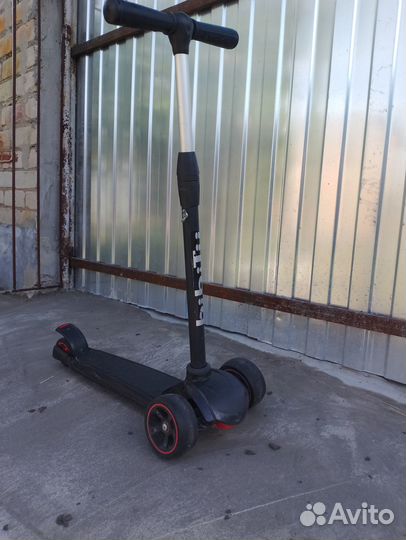 Самокат детский трехколесный scooter