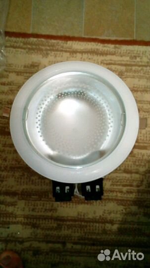 Светильник встраиваемый