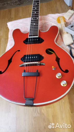 Электрогитара