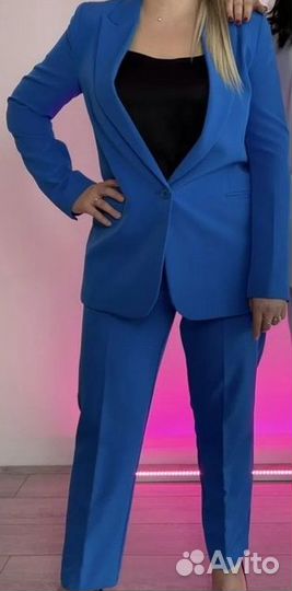 Костюм женский