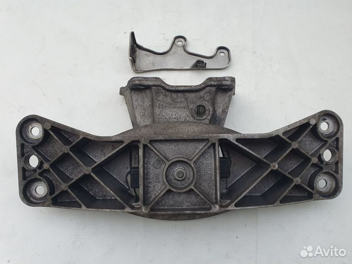 Опорная балка коробки передач BMW e60 e61