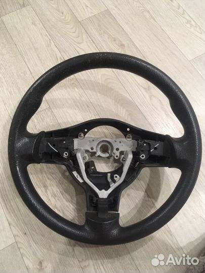 Руль Toyota corolla e120 рестайлинг