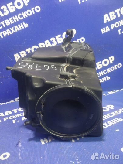 Корпус воздушного фильтра Ford Focus 2 седан 2008