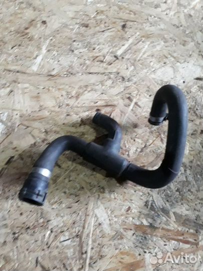 Патрубок системы охлаждения Mercedes Viano W639 OM