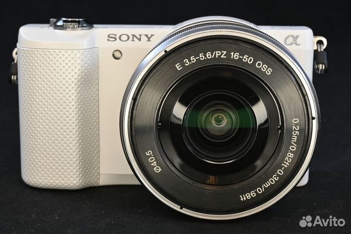 Sony alpha a5000 kit 16-50 пробег 1850