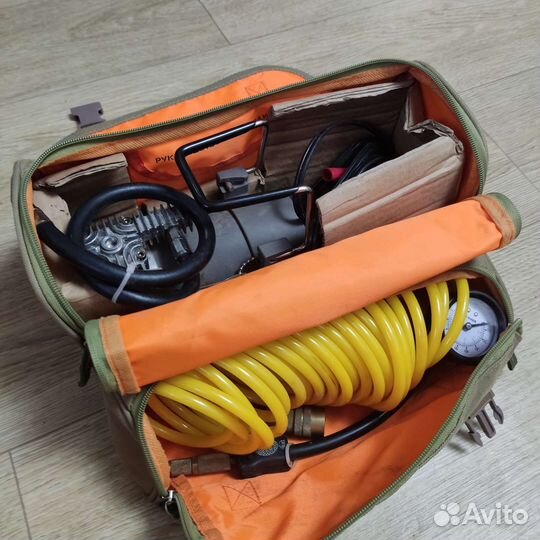 Компрессор автомобильный