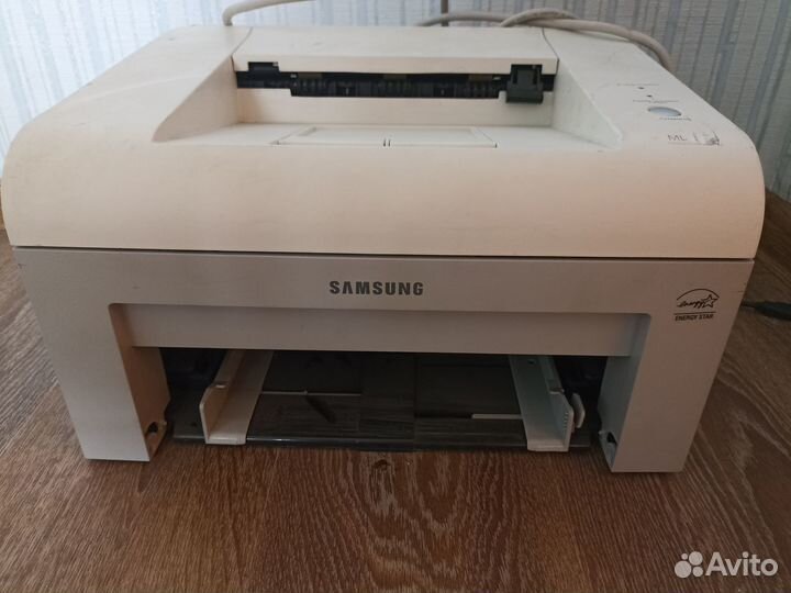 Лазерный принтер Samsung ml-1615