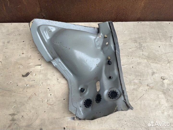 Суппорт фонаря задний правый Renault Kaptur