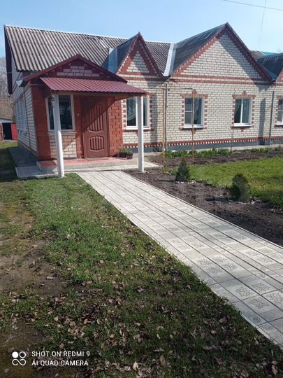 Дом 105 м² на участке 5 сот.
