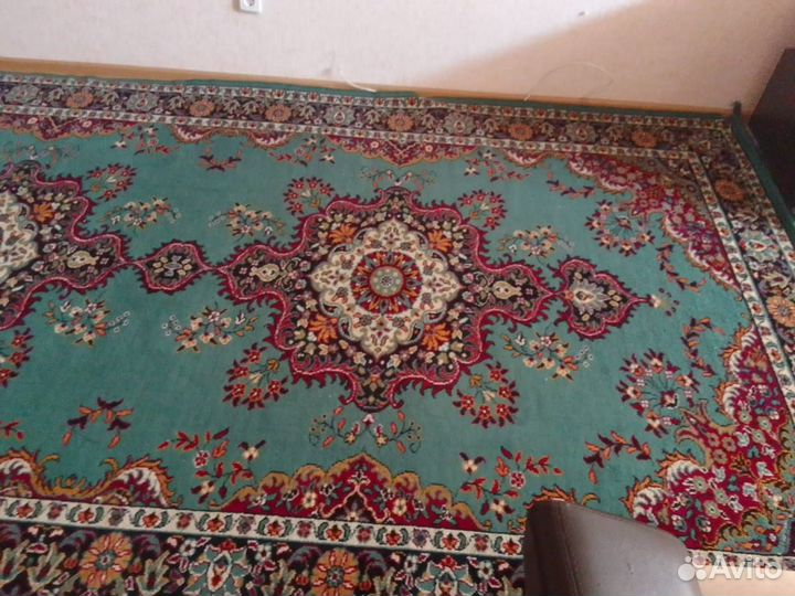 Ковер шерстяной