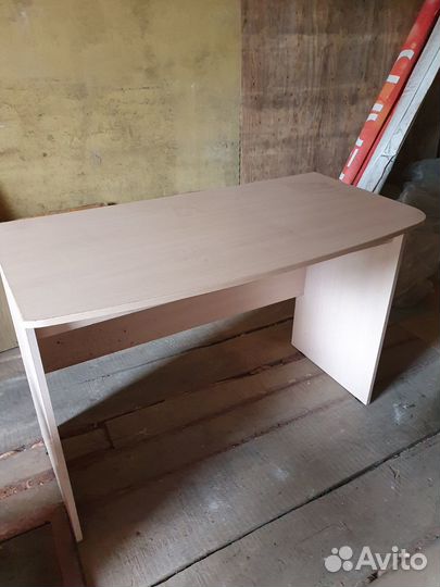 Письменный стол бу белый дуб