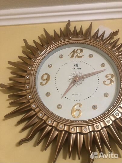 Часы настенные