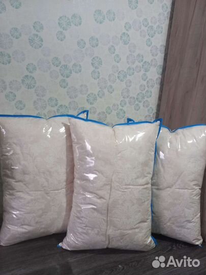 Подушки новые 50/70