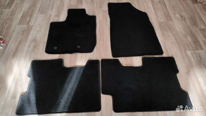 Ковры на аркану