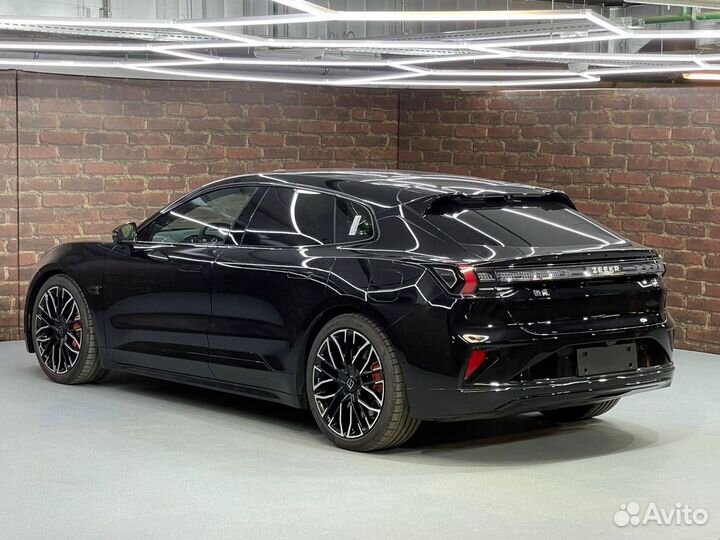Zeekr 001 788 л.с. AT, 2024, 19 км