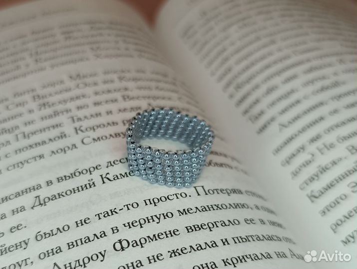 Кольцо из бисера