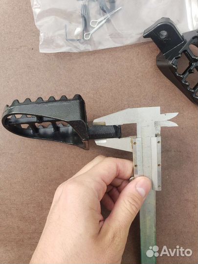 Подножки для мотоцикла