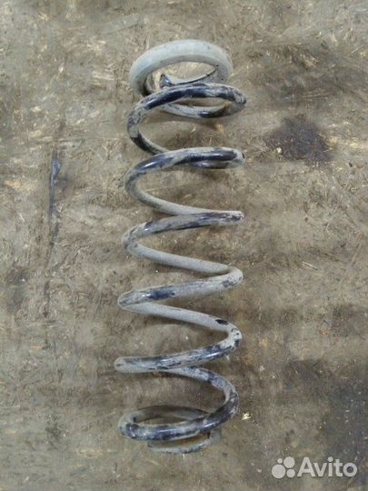 Пружина задняя Peugeot 308