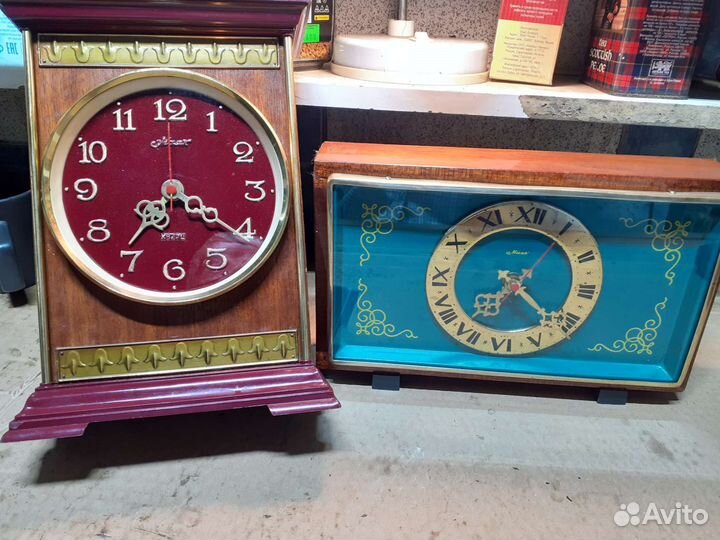 Настольные часы