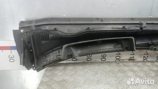 Накладка декоративная (жабо, дождевик) toyota RAV 4 ZSA3 (4VS14QU01)