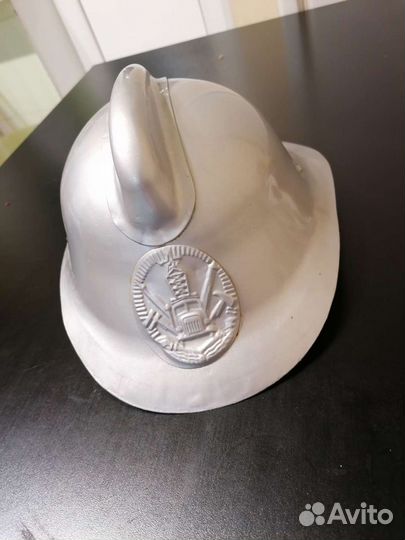 Каска пожарного