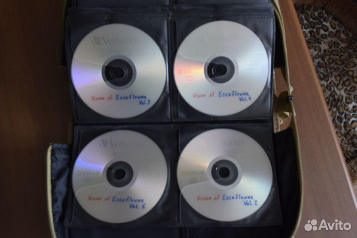 Чехол с dvd дисками аниме