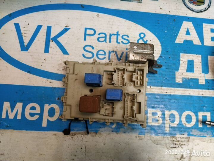 Блок предохранителей Nissan Primera P12 1.6 01-08