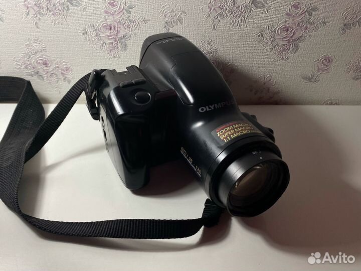 Пленочный фотоаппарат Olympus IS-2 DLX