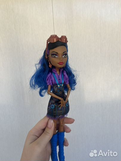 Кукла Монстер Хай Робекка Стим