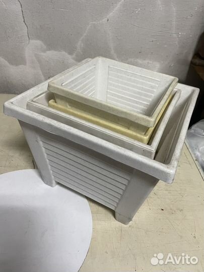 Горшки для цветов пластиковые