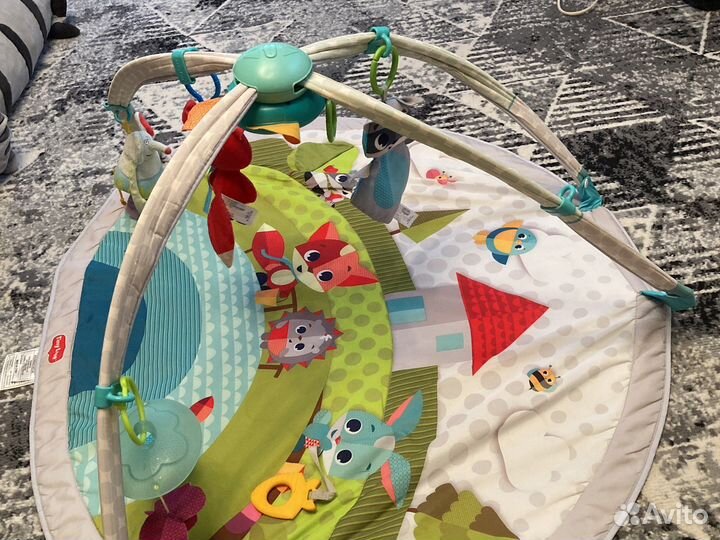 Развивающий коврик от tiny love