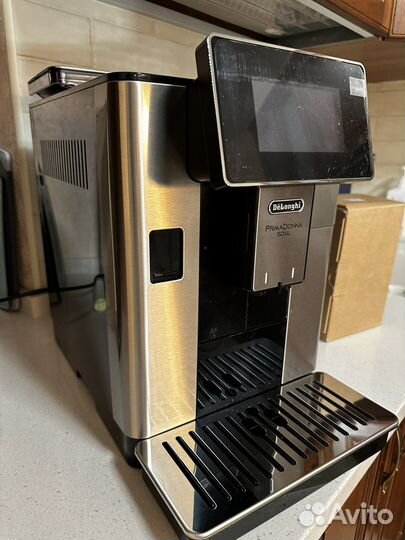 DeLonghi Кофемашина ecam610.75MB PrimaDonna soul