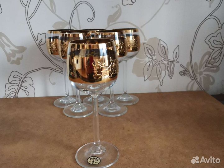 Бокалы, фужеры
