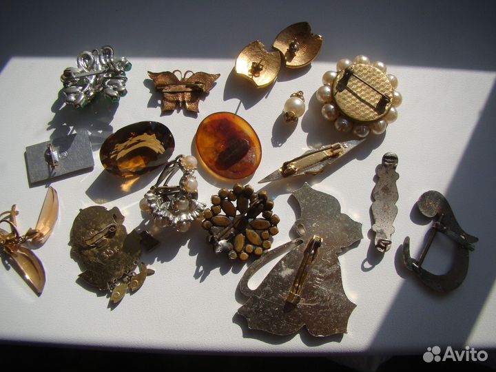 Значки, броши, серьги СССР