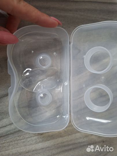 Накладки на грудь