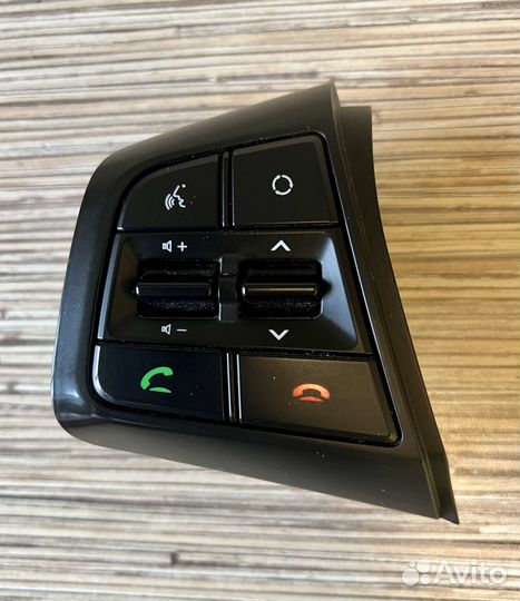 Блок кнопок на руль и торпеду Хэндай creta