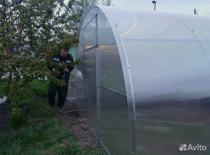 Теплица из поликарбоната