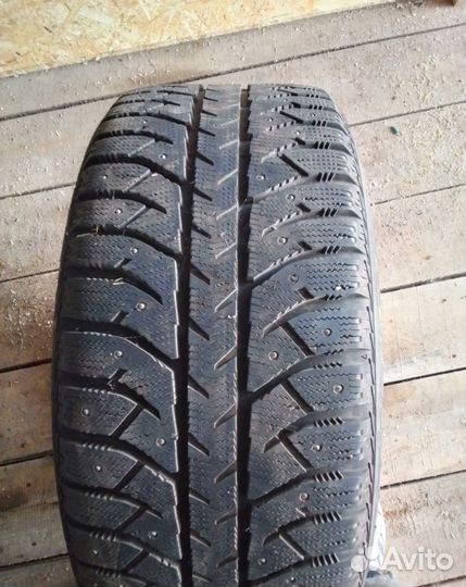 Продам комплект резины с дисками R255/50/19
