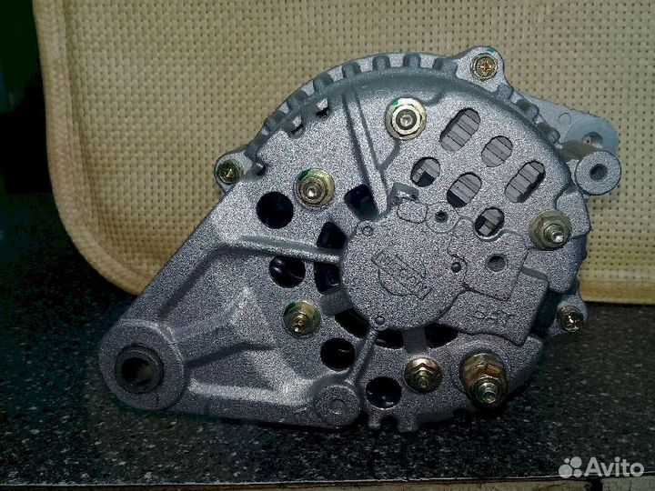 Генератор не оригинал новый Nissan Patrol Y60 2310