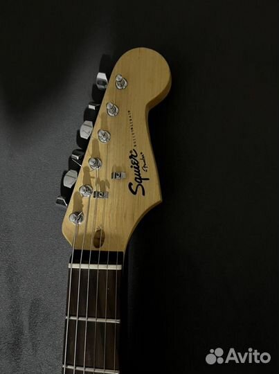 Гитара и комбоусилитель Fender