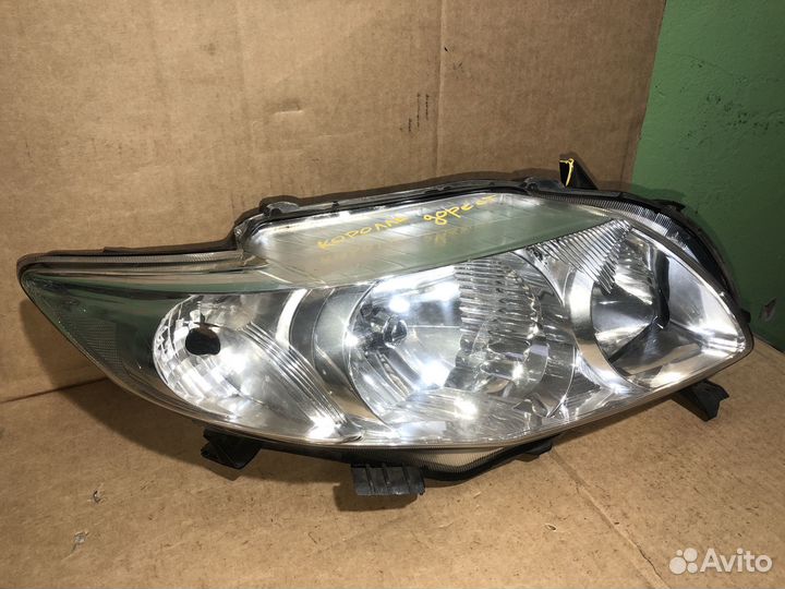 8113012A60 Фара правая Toyota Corolla E15 дефекты