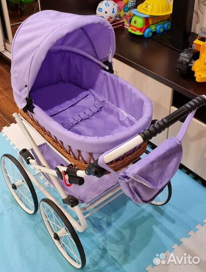 Коляска для куклы