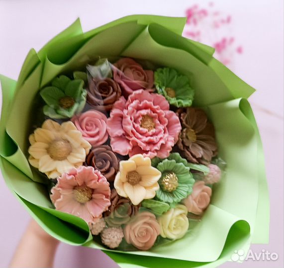 Шоколад подарки букеты наборы цветы