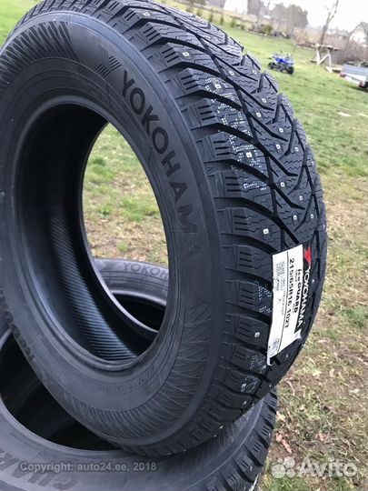 Yokohama IceGuard Stud IG65 215/65 R17 113